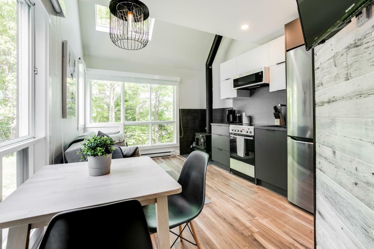 Le Ptit Condo Par Kasania มงต์-ทร็องบล็องต์ ภายนอก รูปภาพ